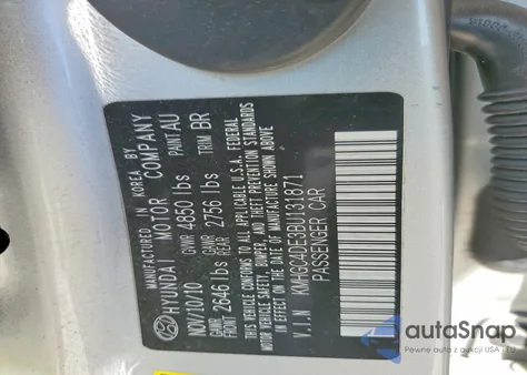 2011 Hyundai Genesis 3.8L z USA, uszkodzony, nr VIN KMHGC4DE3BU131871